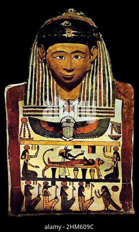 Masque de Cartonnage avec momification scène, période Ptolemaic, (332-30BC), Egypte (Museo Egizio di Torino Italie) Banque D'Images