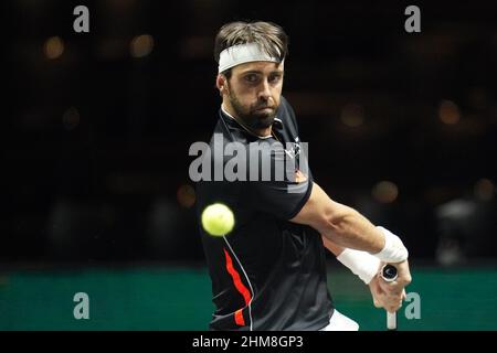 ROTTERDAM, PAYS-BAS - FÉVRIER 7 : Nikoloz Basilashvili de Géorgie pendant 49th ABN AMRO World tennis Tournement 2022 à Ahoy le 7 février 2022 à Rotterdam, pays-Bas (photo de Henk Seppen/Orange Pictures) Banque D'Images