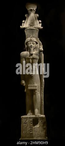 L'Égypte. Nouveau Royaume. Pharaon, portant le pschent ou double