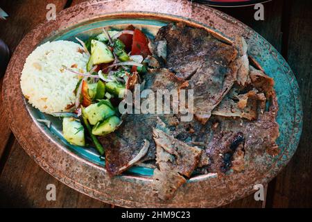 Portion de la nourriture de restaurant de l'Iran. Banque D'Images