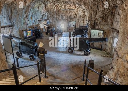 Vue sur la salle Saint-Georges, une partie des grands tunnels de Siege construits au 18th siècle Banque D'Images