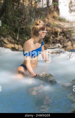 Thermae Bagni San Filippo, dépôt calcaire, Castiglione d'Orcia, Toscane, Italie,Europe Banque D'Images