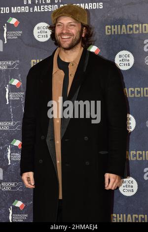 Rome, Italie. 07th févr. 2022. ROME, ITALIE - FÉVRIER 07: Alessandro Borghi assiste à la première du film 'Ghiaccio' au Cinéma Moderno le 07 février 2022 à Rome, Italie. Credit: dpa/Alay Live News Banque D'Images