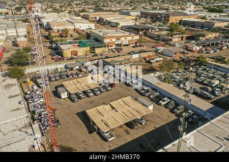 Bâtiment du siège de la police dans la zone nord d'Hermosillo, cour de patrouille et services publics municipaux, sécurité publique à Hermosillo, Mexique.(photo de Luis Gutierrez Norte photo) Edificio de la comandancia de la policia de Hermosillo zona norte, patio de patrullas y servicios publicos municipales, seguridad pudica de Hermosillo, Mexique.(photo par Luis Gutierrez Norte photo) Banque D'Images