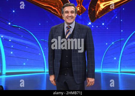 Rome, Italie. 08rd février 2022; TV Broadcast il cantte mascherato photocall, Flavio Insinna Credit: massimo insabato/Alay Live News Banque D'Images