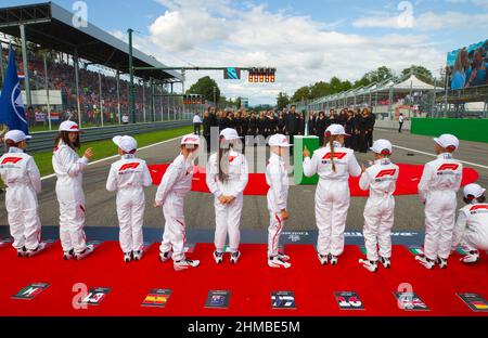 Monza, Italie. 08th septembre 2019. Monza, Italie - 08 septembre 2019 : Championnat du monde de Formule 1 de la FIA, Grand Prix d'Italie avec démarrage de Grid Atmosphere avec enfants, F1, course, course, Motorsport, Formule 1, Mandoga Media Allemagne crédit: dpa/Alay Live News Banque D'Images