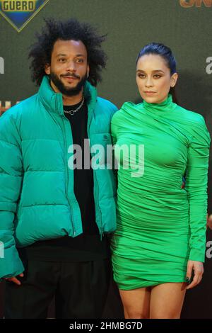 Madrid, Espagne. 08th févr. 2022. Marcelo Vieira et Clarice Alves assistent à la première "Uncharted" dans les Tres60 studios de Madrid. Crédit : SOPA Images Limited/Alamy Live News Banque D'Images