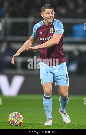 James Tarkowski #5 de Burnley en action pendant le jeu Banque D'Images