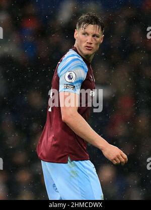 8th février 2022 ; Turf Moor, Burnley, Lancashire, Angleterre ; Premier League football, Burnley contre Manchester United ; Wout Weghorst de Burnley Banque D'Images