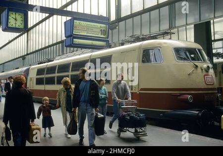 Allemagne Stuttgart raiway station centre-ville Banque D'Images