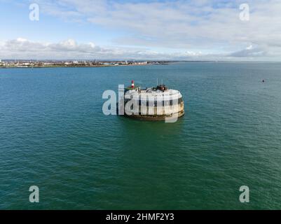 Fort de Spitbank ou fort de Spitsand ou fort de Spitsand ou simplement fort de Spitbank est un fort de mer construit. Le fort est l'un des quatre construits dans le cadre du fort Palmerston Banque D'Images