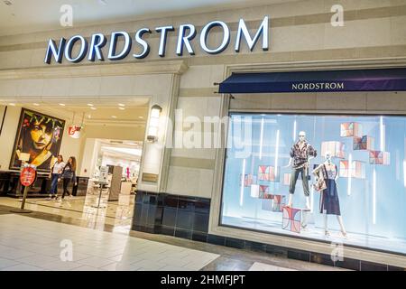 Miami Florida, Kendall, Dadeland Mall, entrée principale, Nordstrom grand magasin à l'extérieur de la fenêtre Banque D'Images