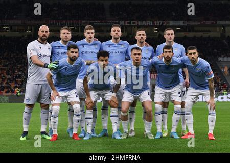 Milan, Italie, 9th février 2022. La SS Lazio commençant onze lignes avant le coup de pied, rangée arrière ( de gauche à droite ); Pepe Reina, Ciro immobile, Toma Basic, Sergej Milinkovic-Savic, Luis Felipe et Adam Marusic, première rangée ( de gauche à droite ); Elseid Hysaj, Felipe Anderson, Gil Patric, Danilo Cataldi et Mattia Zaccagni, dans le match de Coppa Italia à Giuseppe Meazza, Milan. Crédit photo à lire: Jonathan Moscrop / Sportimage crédit: Sportimage / Alay Live News Banque D'Images