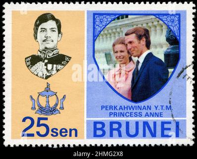 Timbre-poste du Brunéi Darussalam dans la série mariage de la princesse Anne et de Mark Phillips (1973) publiée en 1973 Banque D'Images