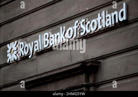 Photo du dossier en date du 01/12/17 d'une succursale de la Royal Bank of Scotland, comme le dernier rapport de la banque a montré que les entreprises écossaises « sont maintenant plus confiantes dans la reprise » car le nombre de postes permanents dans le pays connaît une augmentation quasi-record. Banque D'Images