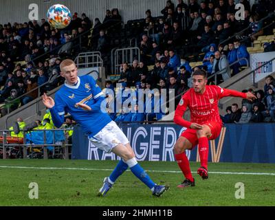 Dumbarton, Écosse. ROYAUME-UNI. 8th février 2022 : le match de la Ligue des jeunes de l'UEFA entre Rangers et Séville (u19s) au stade Dumbarton, en Écosse. Banque D'Images