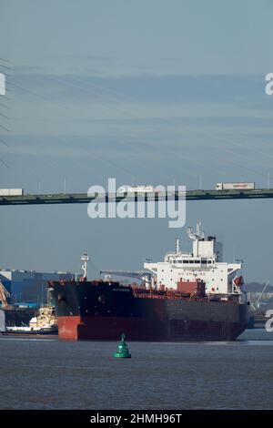 Le pétrolier Alexandros quittant les quais de Purfleet, Port de Londres. Banque D'Images