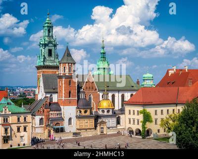 Le château de Wawel à Cracovie, en Pologne, par une journée ensoleillée Banque D'Images