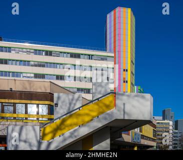 Bâtiments colorés, Université de Duisburg Essen, Campus Essen, ciel bleu Banque D'Images