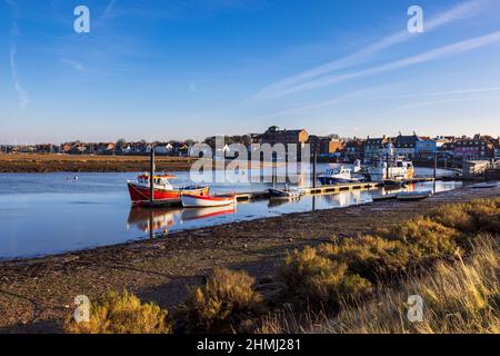 Marée basse à Wells près de la mer en hiver, Norfolk du Nord, Angleterre Banque D'Images