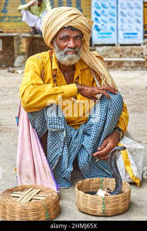 Inde Rajasthan. Charmeur de serpent à Mandawa Banque D'Images