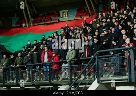 NIJMEGEN, PAYS-BAS - FÉVRIER 10: Les supporters de NEC Nijmegen avant le match de la coupe KNVB TOTO entre NEC Nijmegen et les aigles de Vas-y à Goffertstadion le 10 février 2022 à Nimègue, pays-Bas (photo de Broer van den Boom/Orange Pictures) crédit: Orange pics BV/Alay Live News Banque D'Images