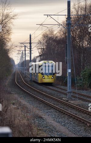 Tramway Manchester Metrolink à Holinwood (entre Manchester Victoria et Oldham) sur la ligne Oldham Banque D'Images