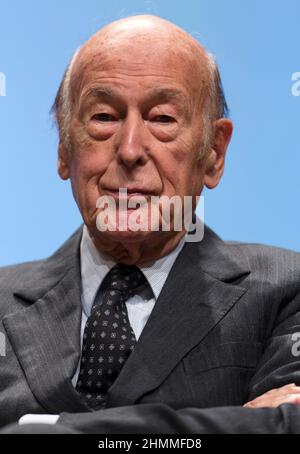 Belgique, Bruxelles, le 10 octobre 2013 : ÒReinvent EuropeÓ, un événement organisé par le magazine le nouvel Observateur, avec Valery Giscard d'Estaing, ancien Président de la République française Banque D'Images