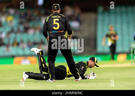 Sydney, Australie. 11th févr. 2022. Matthew Wade gardien de cricket de l'Australie tenter une capture lors du premier match de la série internationale T20 entre l'Australie et le Sri Lanka au Sydney Cricket Ground le 11 février 2022 à Sydney, en Australie. (Usage éditorial seulement) Credit: Izhar Ahmed Khan/Alamy Live News/Alamy Live News Banque D'Images