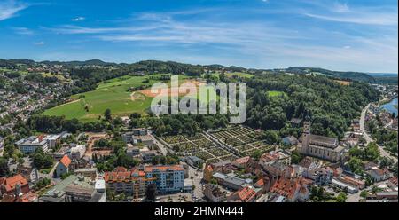 Vue aérienne de Deggendorf sur le Danube en Basse-Bavière Banque D'Images