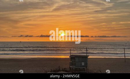 Coucher de soleil sur l'eau à Marina del Rey, CA Banque D'Images