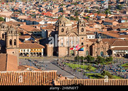 Vue aérienne de la place principale de Cusco au Pérou Banque D'Images