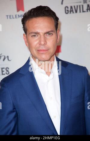 Miami, États-Unis d'Amérique. 10th févr. 2022. MIAMI, FL-FEB 10: Juan Alfonso Baptista marche le tapis rouge à la projection de la Psion de Gavilanes 2 par Telemundo Miami le 10 février 20222 à Miami, Floride. (Photo par Alberto E. Tamargo/Sipa USA) crédit: SIPA USA/Alay Live News Banque D'Images
