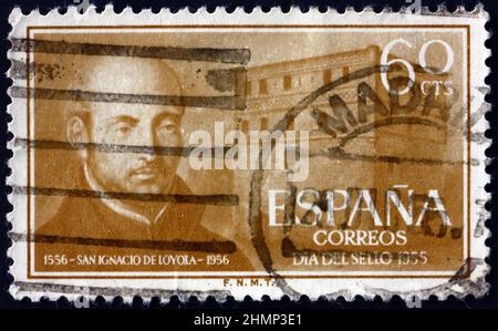 ESPAGNE - VERS 1955: Un timbre imprimé en Espagne montre Saint Ignace de Loyola et le Palais Loyola, 4th siècle de la mort de Saint Ignace, fondateur de la Banque D'Images