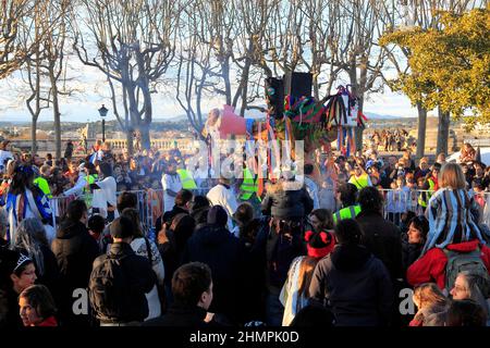 Carnaval occitan organisé par les écoles de Calandretas à Montpellier. Occitanie, France Banque D'Images