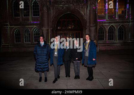 Londres, Royaume-Uni. 11th févr. 2022. Londres, Royaume-Uni, 11 février 2022. Les étudiants chantent à LetsDoLondon le lancement de "Keys of Lights" à Guildhall Yard et dans les environs de City of London. Crédit : Picture Capital/Alamy Live News Banque D'Images