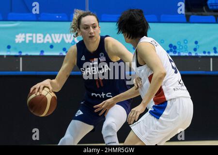 Belgrade, Serbie, le 10th février 2022. Aleksandra Crvendakic de Serbie en action pendant le match de qualification de la coupe du monde de basket-ball de la FIBA entre la Corée du Sud et la Serbie à Belgrade, Serbie. 10 février 2022. Crédit : Nikola Krstic/Alay Banque D'Images