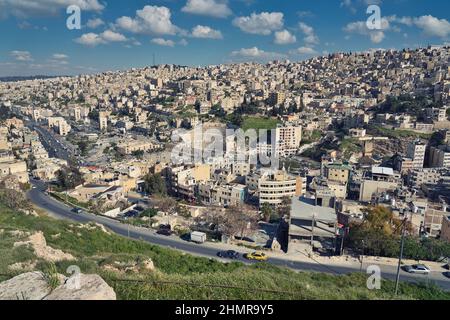 Photo de la ville de Amman, à la lumière du jour Banque D'Images