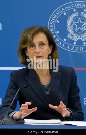 Rome, Italie. 11th févr. 2022. La ministre italienne de la Justice Marta Cartabia en conférence de presse à la fin du cabinet du ministre. Rome (Italie), février 11th 2022. Photo Pool Stefano Carofei Insidefoto Credit: Insidefoto srl/Alay Live News Banque D'Images