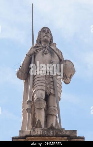 Séville, Espagne: Sept., 27th, 2020: Fernando Afan de Ribera, noble et diplomate espagnol. Palais de San Telmo, Séville, Espagne. Sculpté par Antonio Susill Banque D'Images