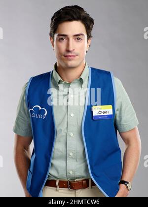 BEN FELDMAN dans SUPERSTORE (2015), réalisé par JUSTIN SPITZER. Crédit: TÉLÉVISION UNIVERSELLE / Album Banque D'Images