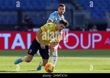 Rome, Italie. 12th févr. 2022. ROME, Italie - 12.02.2022: HICKEY (bol) ZACCANB (LATIUM) en action pendant la série italienne Un match de football entre SS LAZIO vs BOLOGNE au stade olympique de Rome. Crédit : Agence photo indépendante/Alamy Live News Banque D'Images