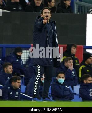 Frank Lampard, directeur d'Everton, se fait sur la ligne de contact lors du match de la Premier League à Goodison Park, Liverpool. Date de la photo: Samedi 12 février 2022. Banque D'Images