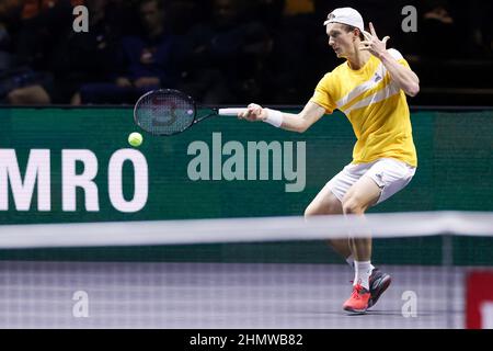 ROTTERDAM, PAYS-BAS - FÉVRIER 12 : Jiri Lehecka de la République tchèque lors du tournoi de tennis mondial ABN AMRO 49E à Rotterdam Ahoy le 12 février 2022 à Rotterdam, pays-Bas (photo de Herman Dingler/Orange Pictures) crédit : Orange pics BV/Alay Live News Banque D'Images