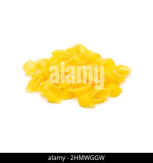 Pâtes (conchiglie) sur blanc Banque D'Images