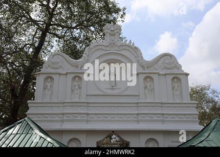 Entrée au complexe du Temple de l'arbre Sri Maha Bo au Sri Lanka Banque D'Images