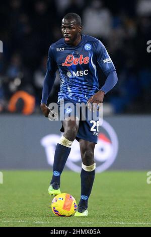Naples, Italie. 12th févr. 2022. Kalidou Koulibaly de SSC Napoli pendant la série Un match entre Napoli et FC Internazionale au Stadio Diego Armando Maradona, Naples, Italie, le 12 février 2022. Credit: Giuseppe Maffia/Alay Live News Banque D'Images