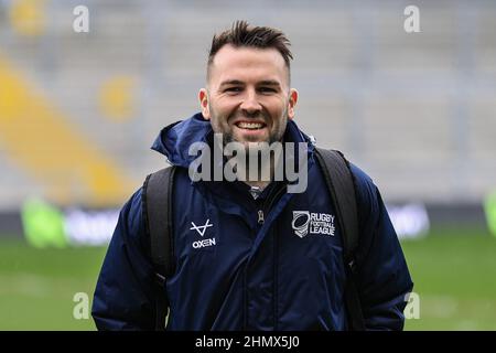 Leeds, Royaume-Uni. 12th févr. 2022. L'arbitre vidéo d'aujourd'hui Liam Moore à Leeds, Royaume-Uni, le 2/12/2022. (Photo de Mark Cosgrove/News Images/Sipa USA) crédit: SIPA USA/Alay Live News Banque D'Images