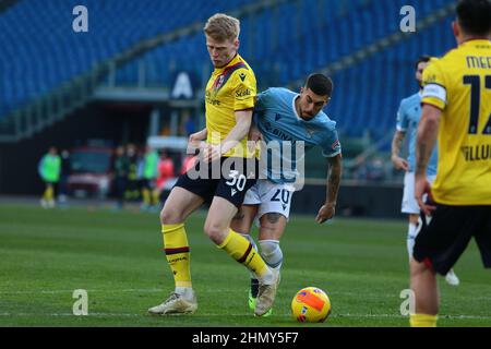 Roma, Italie. 12th févr. 2022. Mattia Zaccagni de SS LAZIO gestes pendant la série italienne Un match de football 2021/22 entre S.S. Lazio et le FC de Bologne au stade Olimpico à Rome, Italie, le 12th février 2022 (photo de Raffaele Conti/Pacific Press) Credit: Pacific Press Media production Corp./Alay Live News Banque D'Images