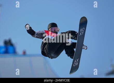 Zhangjiakou, Chine, Jeux olympiques d'hiver de 2022, 10 février 2022 : Chloe Kim des États-Unis pendant la neige, demi-pipe, au parc des neiges de Zhangjiakou. Prix Kim/CSM. Banque D'Images